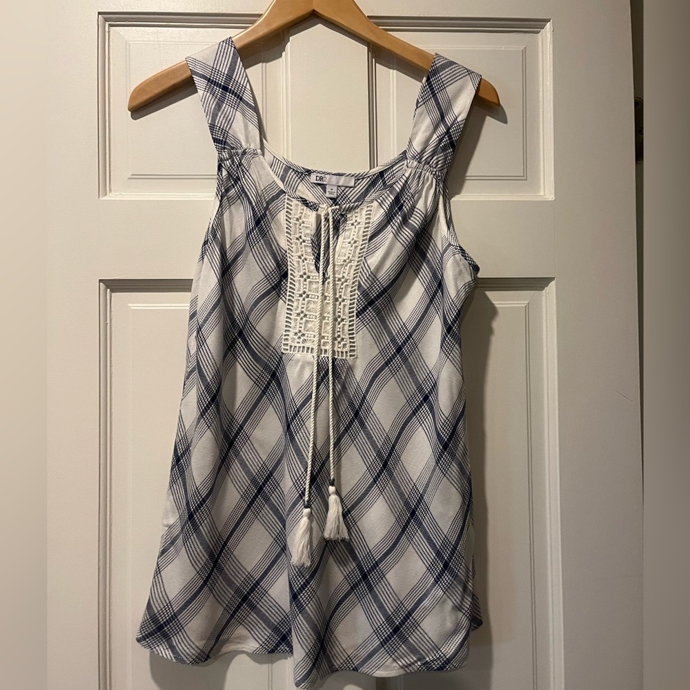EUC DR2 Woven Blue & White Tank